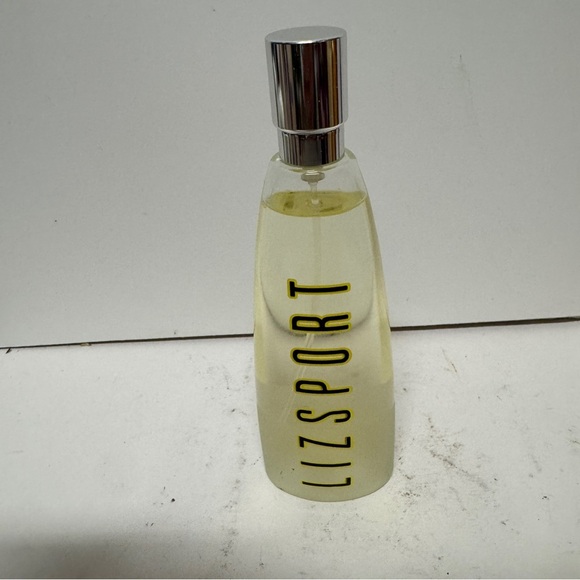 Liz Sport Eau De Toilette Spray by Liz Claiborne 3.4 OZ - Picture 1 of 3